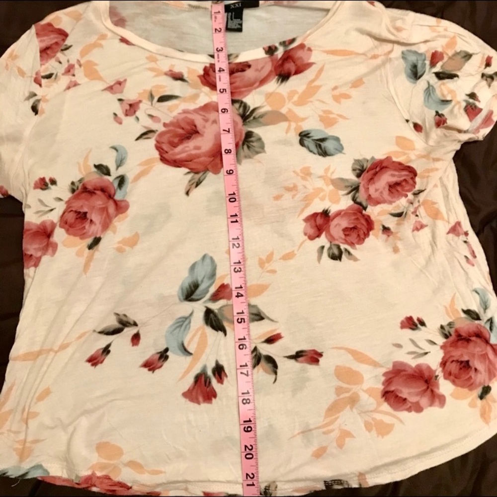 Forever 21 pink floral crop top - Picture 3 of 8